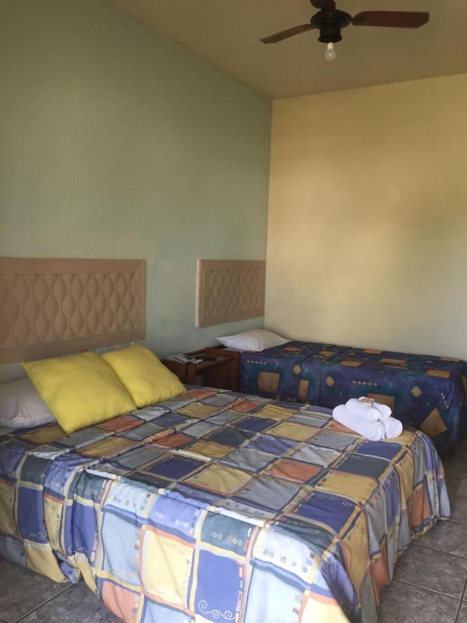 Hotel Pousada Guaypora Guarapari Exteriör bild